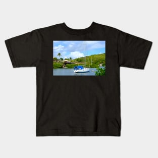 Sailing boat on a tropical island Kids T-Shirt